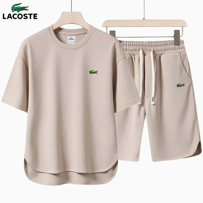 LАСОЅТЕ | Basic-Set bestehend aus T-Shirt und Shorts
